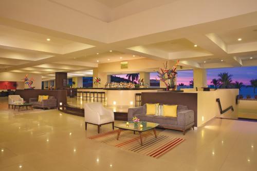 Imagen de los interiores del Hotel Dreams Huatulco Resort & Spa. Foto 20