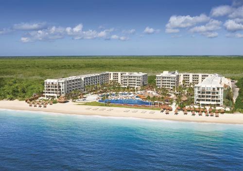 Imagen general del Hotel Dreams Riviera Cancun Resort and Spa - All Inclusive. Foto 2