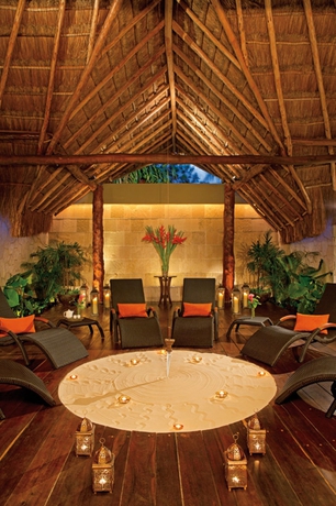 Imagen de la piscina del Hotel Dreams Sapphire Resort and Spa - All Inclusive. Foto 16