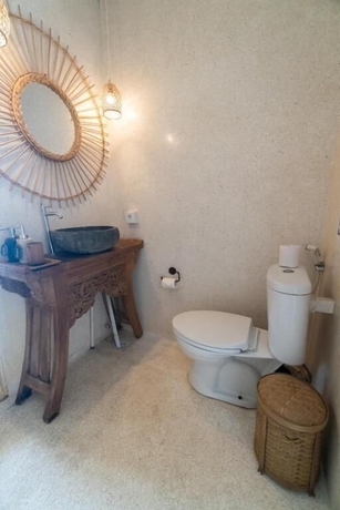 Imagen de la habitación del Hotel Dreamsea Uluwatu. Foto 8