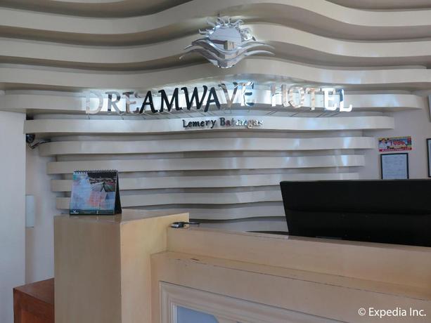 Imagen de los interiores del Hotel Dreamwave Lemery. Foto 16