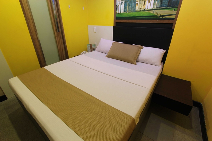 Imagen de la habitación del Hotel Dreamworld Araneta Cubao. Foto 7