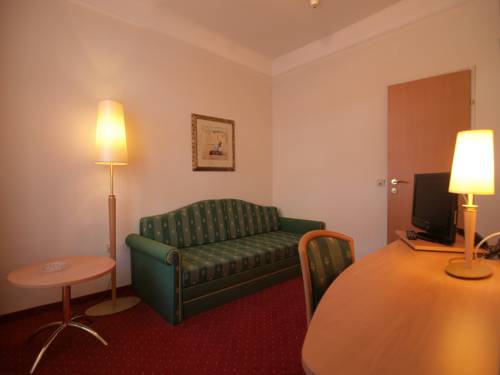 Imagen de la habitación del Hotel Drei Hasen. Foto 6