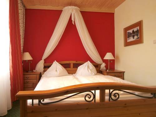 Imagen de la habitación del Hotel Drei Hasen. Foto 8