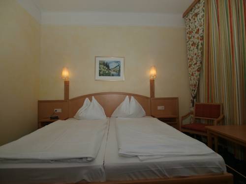 Imagen de la habitación del Hotel Drei Hasen. Foto 12