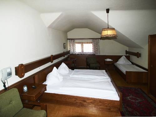 Imagen de la habitación del Hotel Drei Hasen. Foto 14