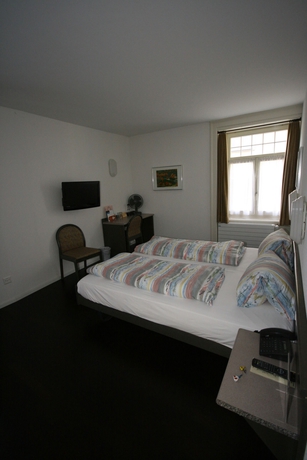 Imagen de la habitación del Hotel Drei Könige, Lucerna. Foto 7