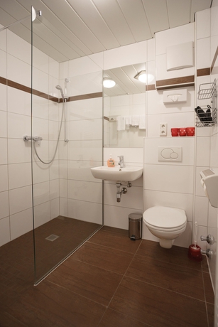 Imagen de la habitación del Hotel Drei Kreuz. Foto 6