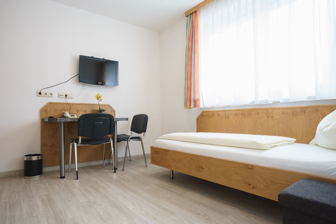 Imagen de la habitación del Hotel Drei Kreuz. Foto 14