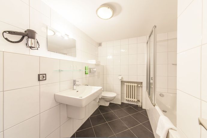 Imagen de la habitación del Hotel Drei Kronen Elmshorn. Foto 12