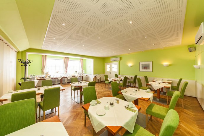 Imagen del bar/restaurante del Hotel Drei Kronen Elmshorn. Foto 6