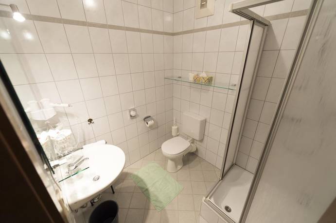 Imagen de la habitación del Hotel Dreisonnenberg. Foto 10