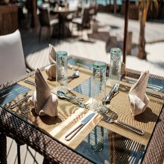 Imagen del bar/restaurante del Hotel Drift Thelu Veliga Retreat. Foto 9