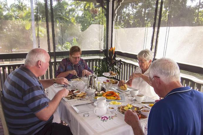 Imagen del bar/restaurante del Hotel Driftwood Bed and Breakfast. Foto 9