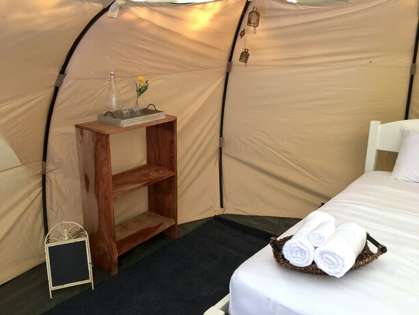 Imagen de la habitación del Hotel Driftwood Glamping and Boutique. Foto 25