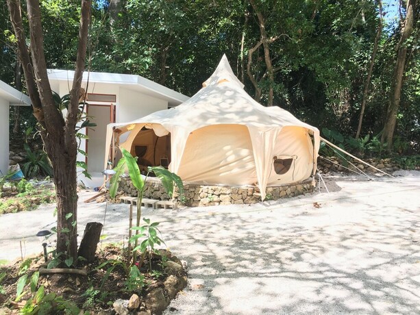 Imagen de la habitación del Hotel Driftwood Glamping and Boutique. Foto 38