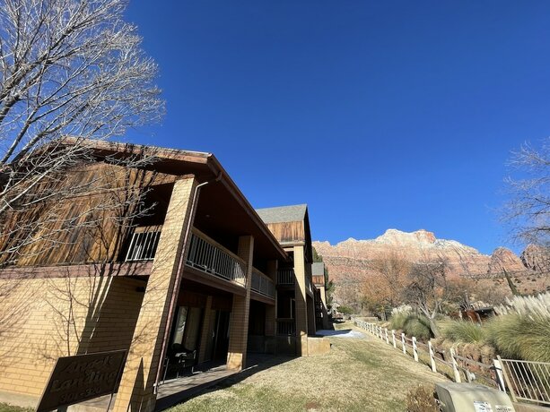 Imagen general del Hotel Driftwood Lodge. Foto 1