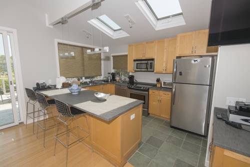 Imagen de la habitación del Hotel Driftwood Resort On The Ocean. Foto 9