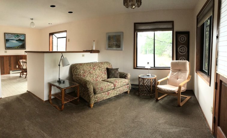 Imagen de la habitación del Hotel Driftwood Village. Foto 2