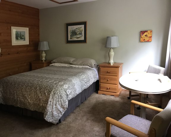 Imagen de la habitación del Hotel Driftwood Village. Foto 9