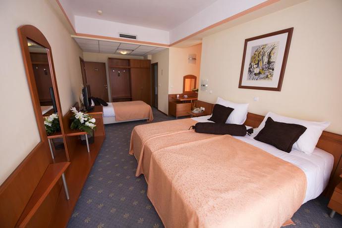 Imagen de la habitación del Hotel Drim. Foto 8