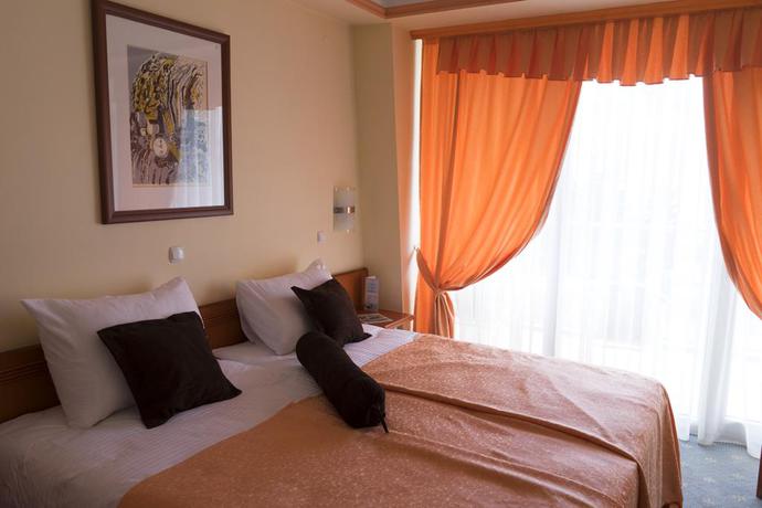 Imagen de la habitación del Hotel Drim. Foto 9