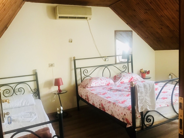 Imagen de la habitación del Hotel Drinos. Foto 6