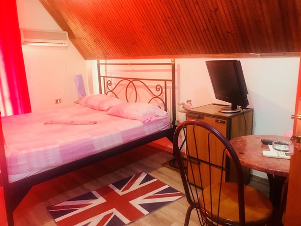 Imagen de la habitación del Hotel Drinos. Foto 11