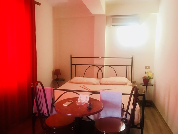 Imagen de la habitación del Hotel Drinos. Foto 13