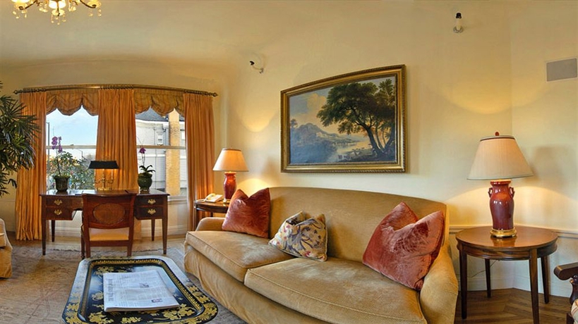 Imagen de los interiores del Hotel Drisco. Foto 4