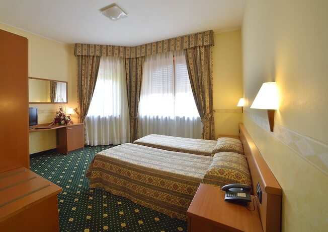 Imagen general del Hotel Dropiluc. Foto 11