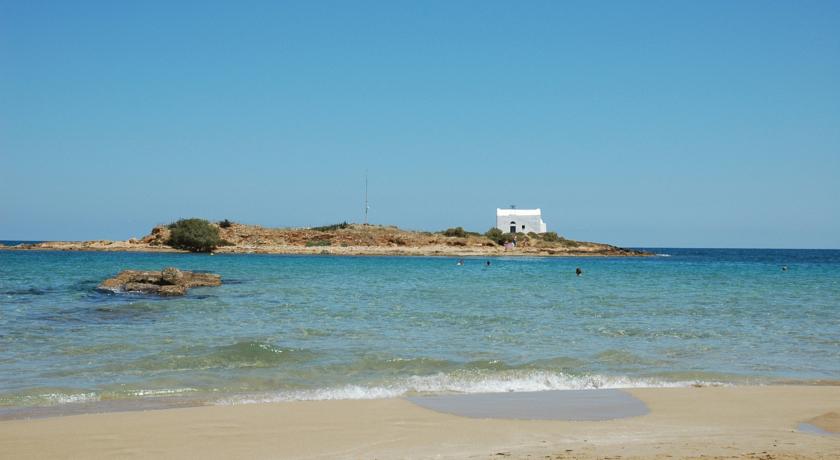 Imagen de los exteriores del Hotel Drossia. Foto 9