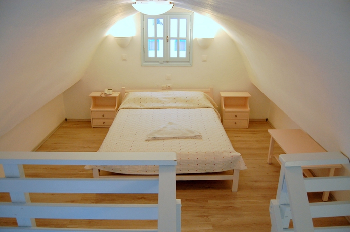 Imagen de la habitación del Hotel Drossos. Foto 9