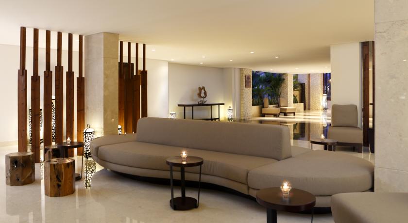 Imagen de los interiores del Hotel D’primahotel Petitenget Seminyak. Foto 9