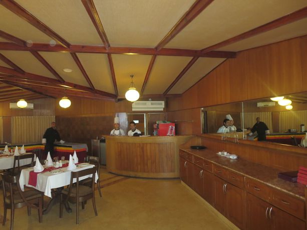 Imagen del bar/restaurante del Hotel Druk. Foto 4