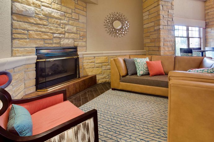 Imagen de los interiores del Hotel Drury Inn And Suites Amarillo. Foto 16