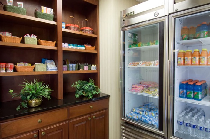Imagen de los interiores del Hotel Drury Inn And Suites Birmingham Lakeshore Drive. Foto 17