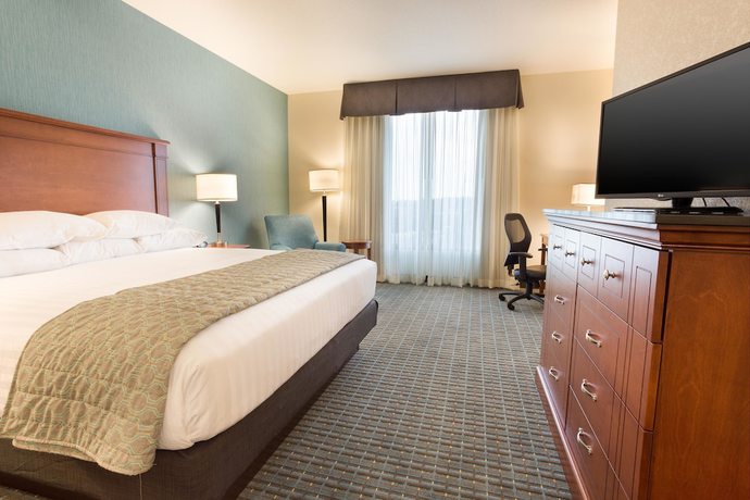 Imagen de la habitación del Hotel Drury Inn And Suites Burlington. Foto 2