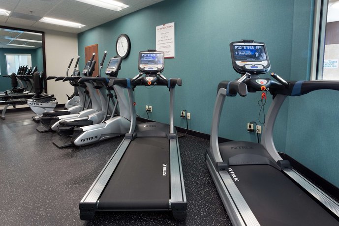 Imagen de los interiores del Hotel Drury Inn And Suites Burlington. Foto 14