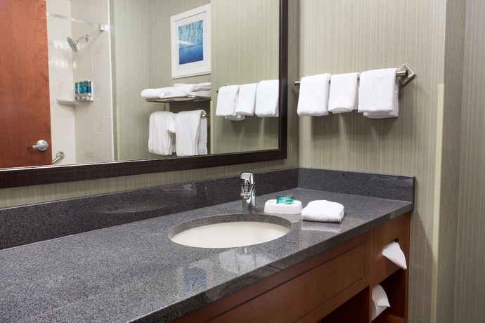 Imagen de la habitación del Hotel Drury Inn And Suites Burlington. Foto 9