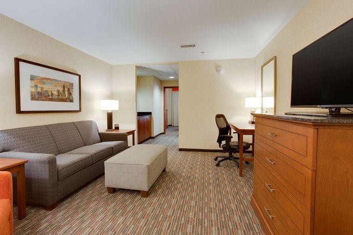 Imagen de la habitación del Hotel Drury Inn And Suites Charlotte Arrowood. Foto 12