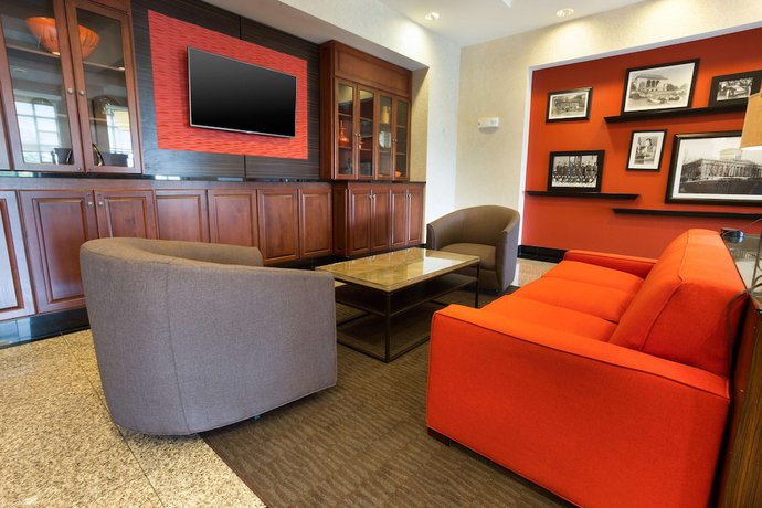 Imagen de los interiores del Hotel Drury Inn And Suites Dayton North. Foto 18