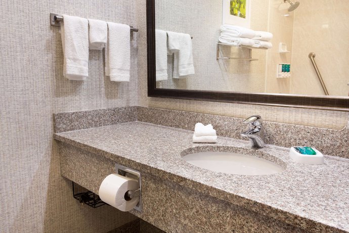 Imagen de la habitación del Hotel Drury Inn And Suites Dayton North. Foto 13