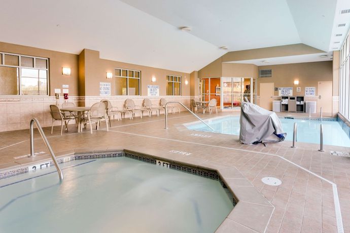 Imagen de la piscina del Hotel Drury Inn And Suites Greenville. Foto 20