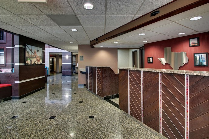 Imagen de los interiores del Hotel Drury Inn And Suites Houston Near The Galleria. Foto 15