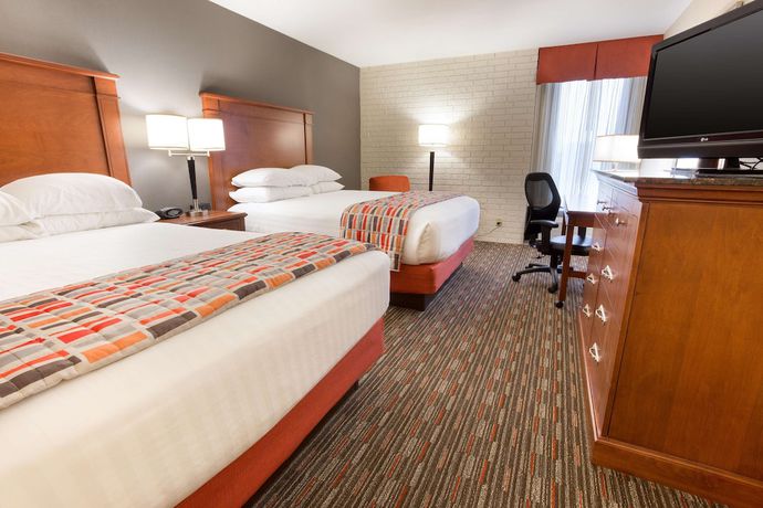 Imagen de la habitación del Hotel Drury Inn And Suites Joplin. Foto 4