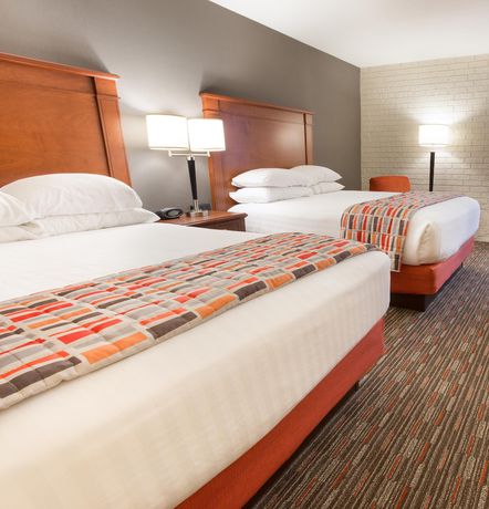 Imagen de la habitación del Hotel Drury Inn And Suites Joplin. Foto 13