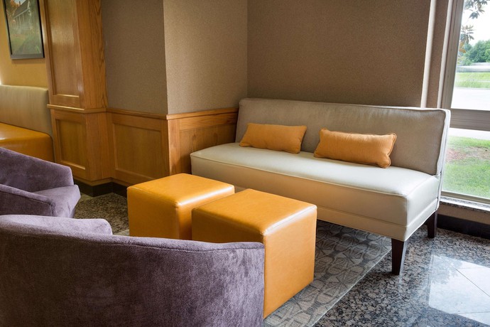 Imagen de los interiores del Hotel Drury Inn And Suites Lafayette, La. Foto 19
