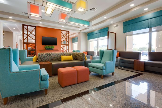 Imagen de los interiores del Hotel Drury Inn And Suites Phoenix Chandler Fashion Center. Foto 18