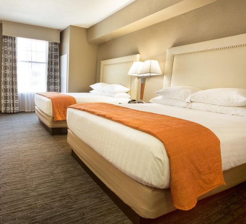 Imagen de la habitación del Hotel Drury Inn And Suites San Antonio North Stone Oak. Foto 13